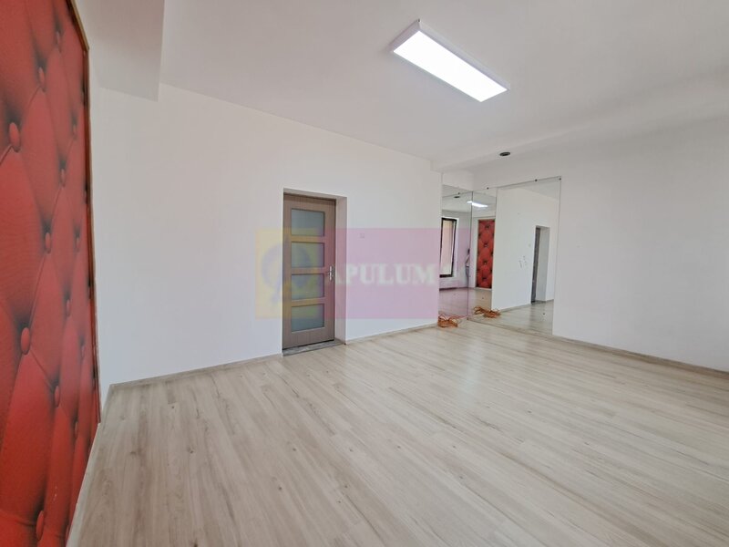 Vila P+3, 12 camere, 300 mp – birouri/clinica/locuinta, Timpuri Noi